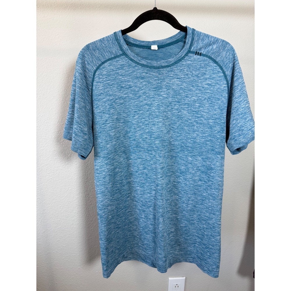 Lululemon Metal Vent Tech Short Sleeve Shirt Mens Medium Blue Heathered Athletic